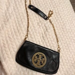 Tory Burch  crossbody. OPEN TO REASONABLE OFFERS!